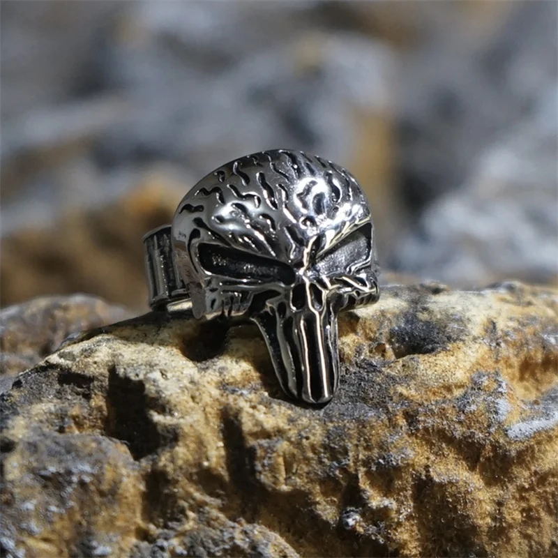 Skull Bullet Stainless Steel Ring Rock For Men Gift Retro Womens Jewelry Vintage Domineering Fashion Metal Steel Bones Wholesale