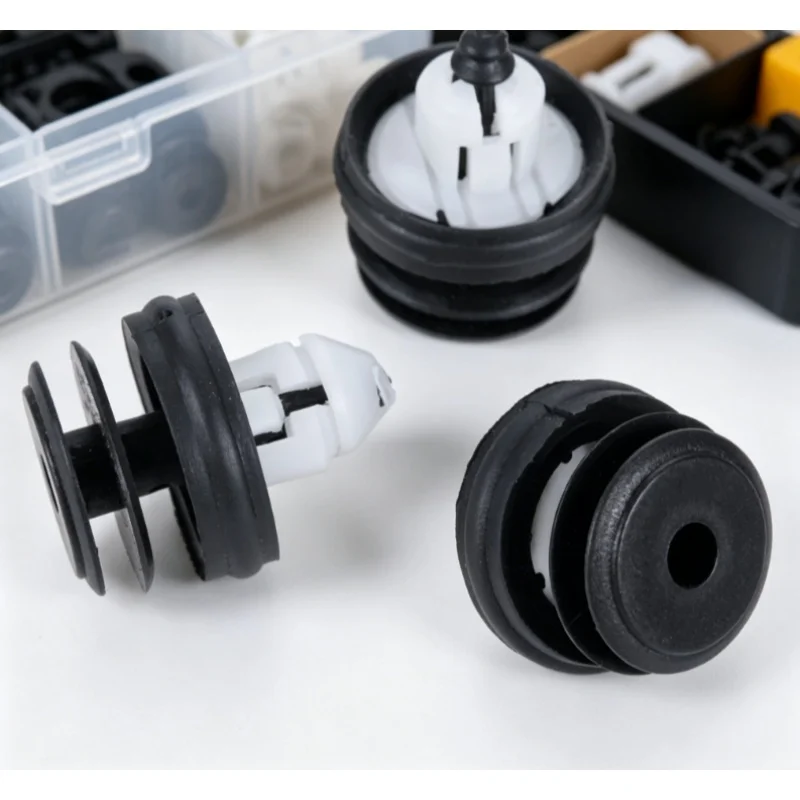 10pcs Automotive interior door panel fixing buckle For Bmw X5 X3 Z4  5-Series 6-Series Front Door Card Clips