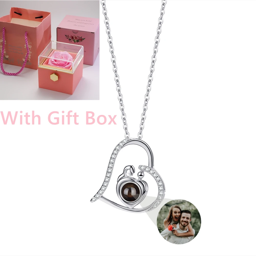 collana-con-proiezione-fotografica-personalizzata-scintillante-per-donne-e-mamme-ciondolo-a-cuore-regalo-per-la-festa-della-mamma-gioiello-di-moda-speciale