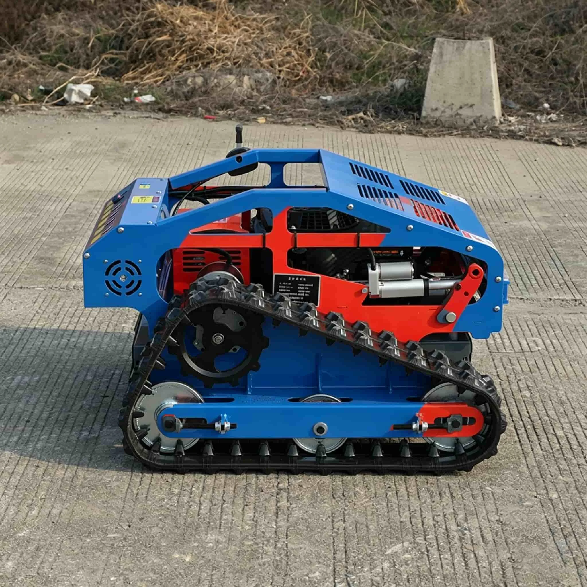 Robot Lawn Mower with Garage and GPS for Automated Mowing in Large Parks Robot Lawn Mower