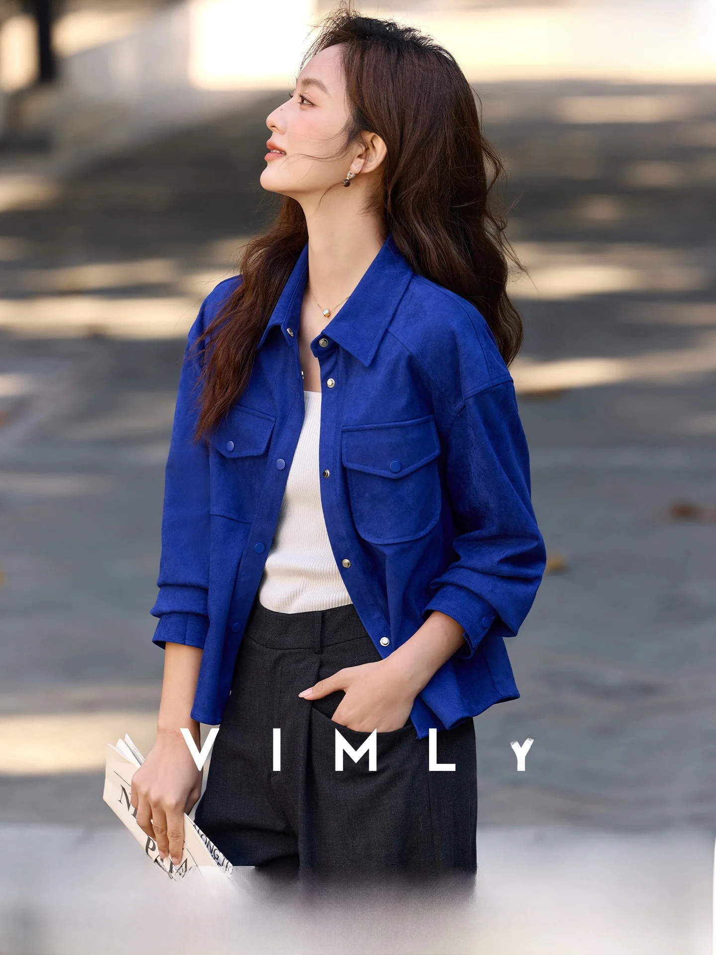 

Stylish Klein Blue Deer Skin Velvet Jacket Women's Spring 2026 New Style Casual Fashion Short Coat with Button And Pocket