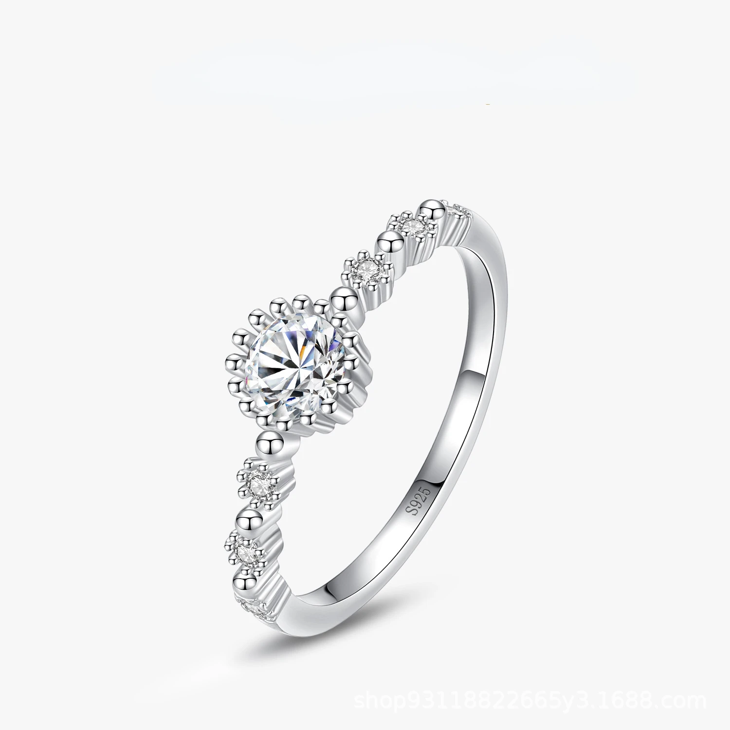 S925 Sterling Silver Round Zircon Simulated Diamond Ring, Female Personality, Light Luxury, and Small Crowd