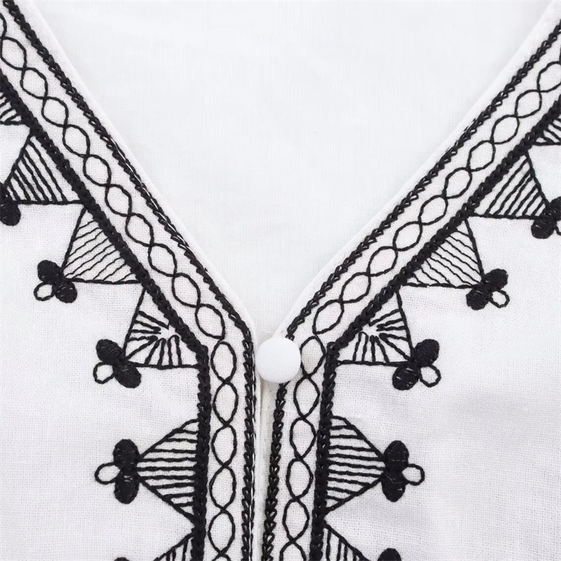 KEYANKETIAN Summer New Women's Embroidery Waistcoat Vest Retro style V-Neck Single Breasted Sleeveless Crop Top Thin Camisole