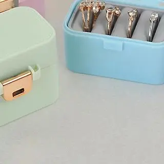 Mini Jewelry Storage Box Portable Home Travel Earrings Necklace Storage Case For Women Ring Organizer With Mirror Display Case