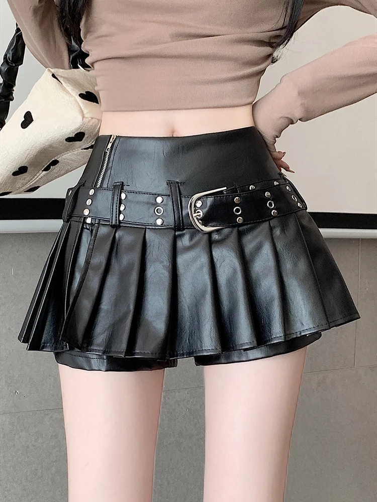 Damen Schwarzer Gothic A-Linie Plissee Lederrock Y2k Mini Shorts Röcke Harajuku Koreanischer Emo Rock 2000er Vintage Kleidung