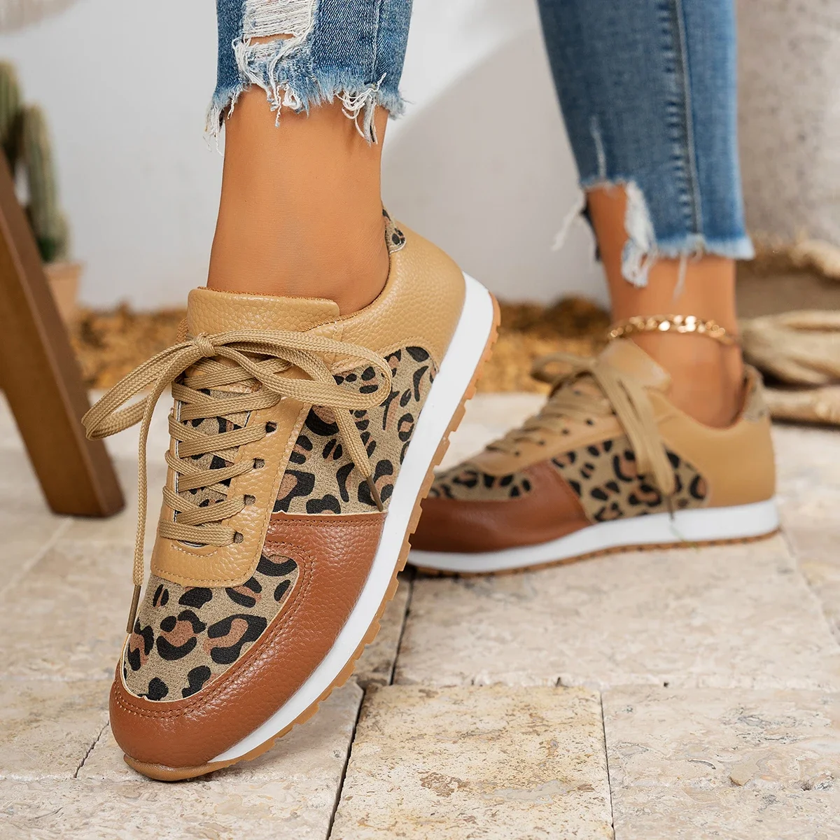 Women Casual Shoes New Plus size Thick-soled Round Toe Shoes Women Low-top Leopard Print Cross-large Stitching Lace-up Sneakers