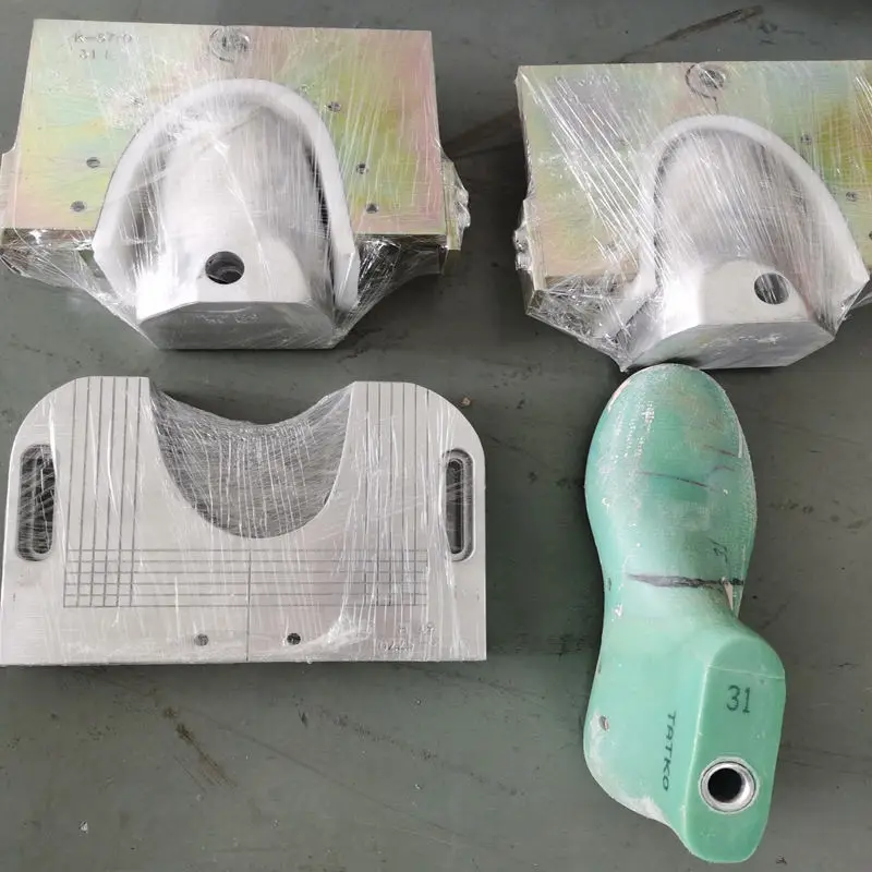 Shoe making machine Toe forming machine Mould
