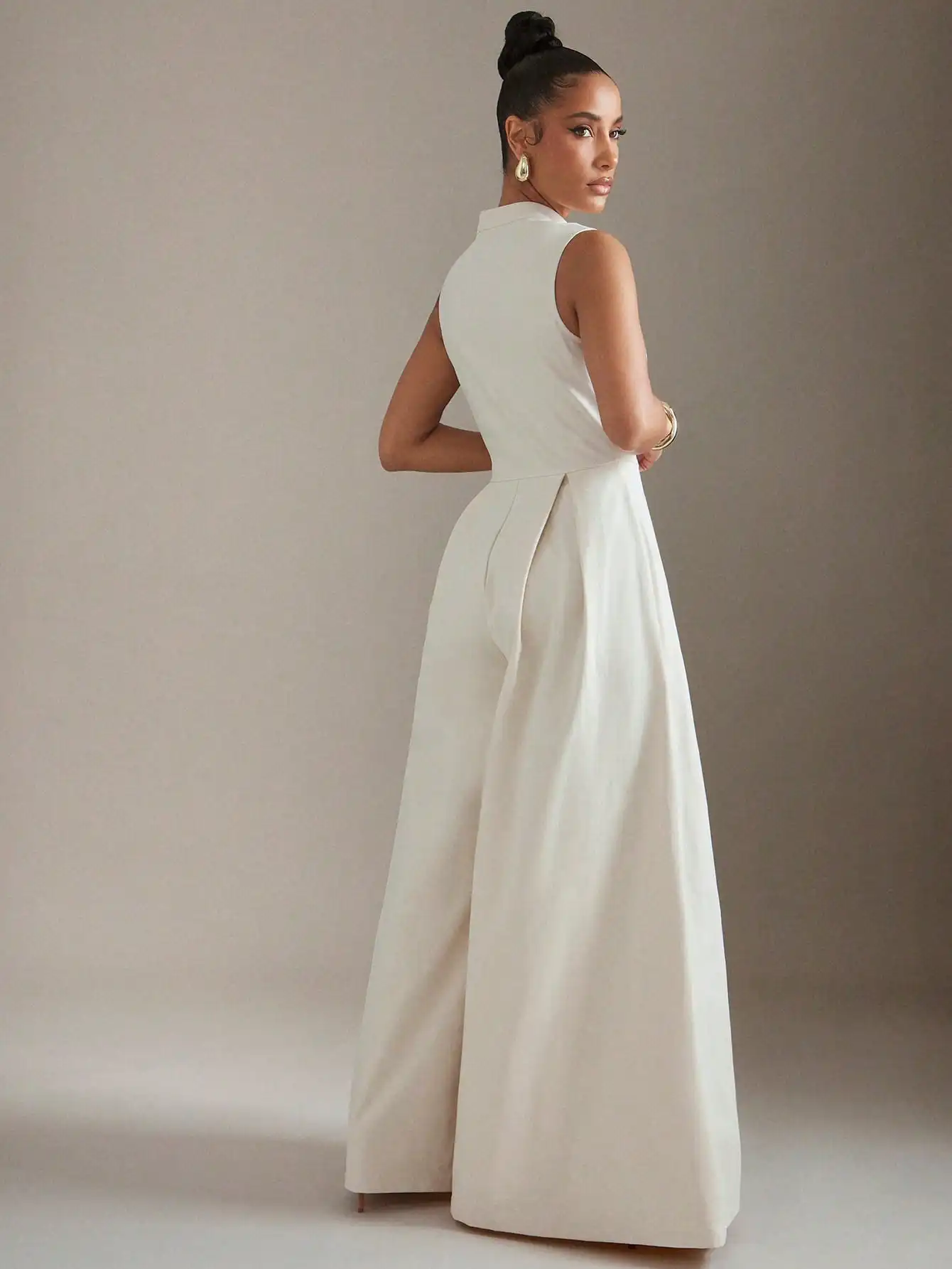 BWQ エクストリーム ワイドレッグ ジップフロント ノースリーブ ブラック ジャンプスーツ