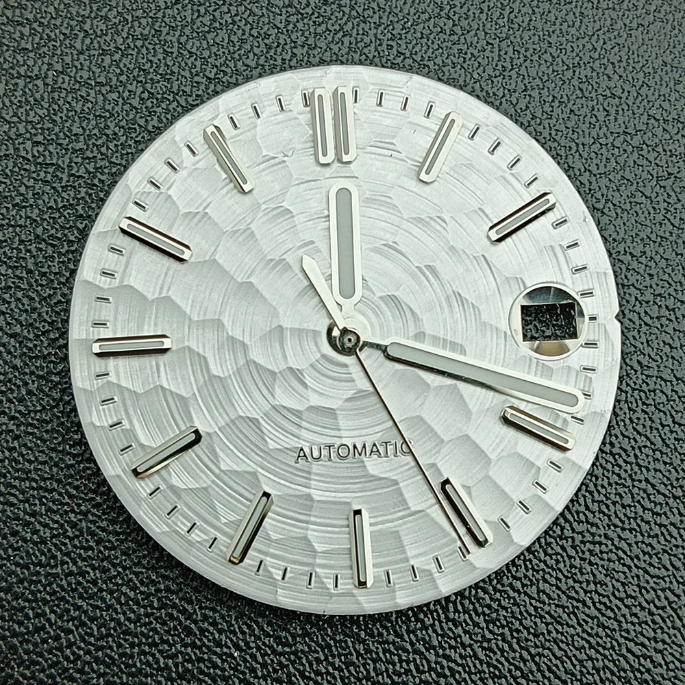 NH35 ダイヤル時計ダイヤルメンズ腕時計カスタマイズされたロゴダイヤルグリーン発光ダイヤル NH35 ムーブメント時計アクセサリーに適しています