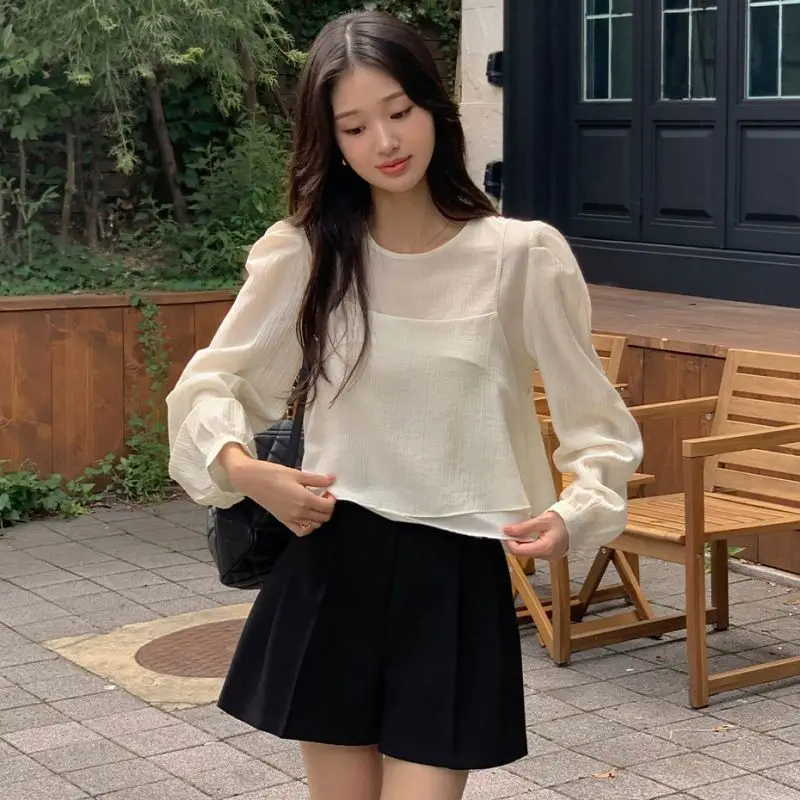 

Niche Korean Version of Perspective Shirt Suspender Vest Long-sleeved Top Two-piece Set