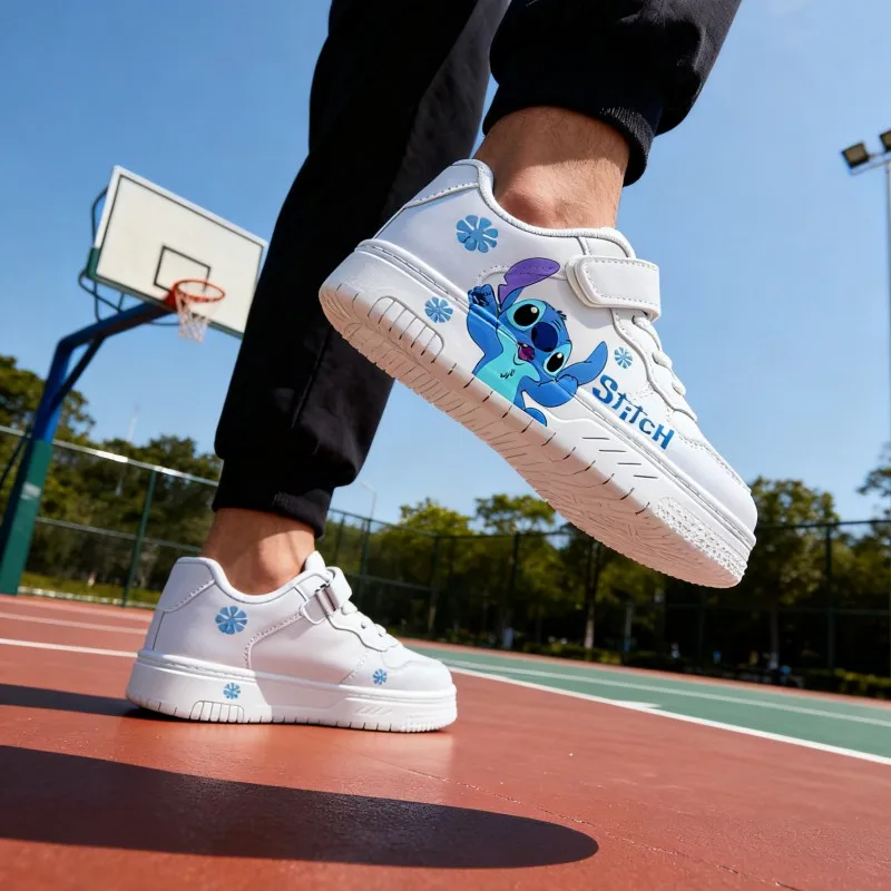 

Детская повседневная обувь, кроссовки из искусственной кожи с принтом мультяшной строчки, весенняя обувь для девочек, противоскользящая белая обувь на толстой подошве, размер 26-35