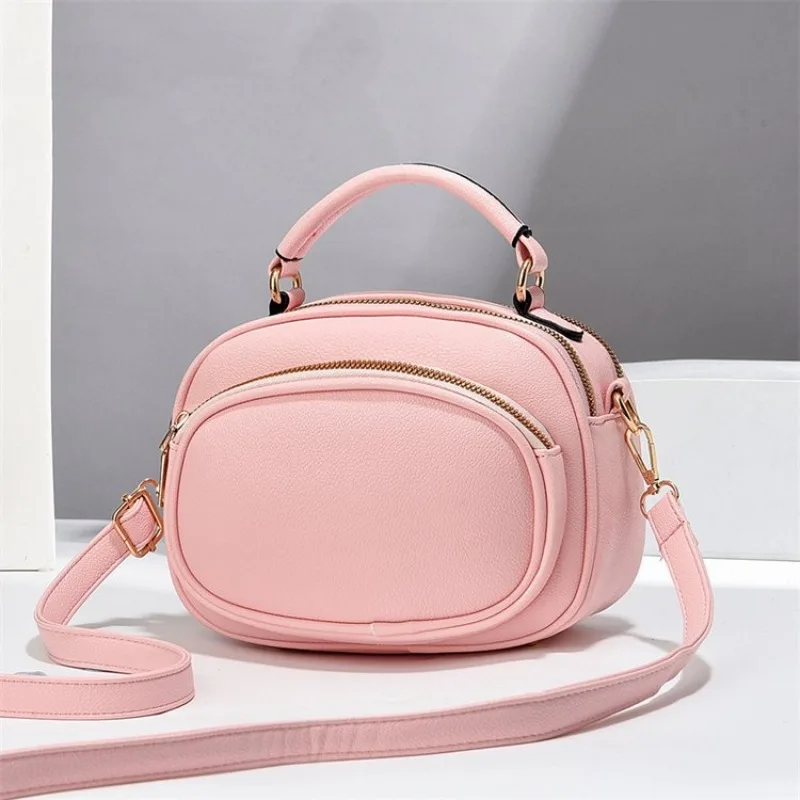 

Designer Vintage Crossbody Bag For Women Leather Handbag Luxury Elegant Minimalist Diaper Bag Stylish Tote Large Capacity Bag
