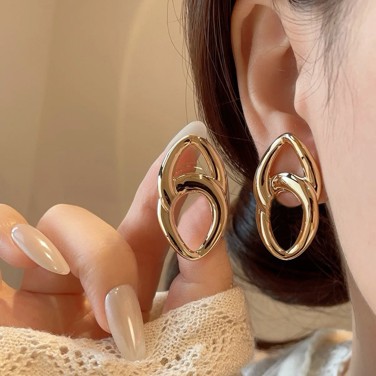 boucles-d'oreilles-rondes-en-metal-de-luxe-style-retro-bijoux-elegants-personnalises-pour-femmes-accessoires-cadeau