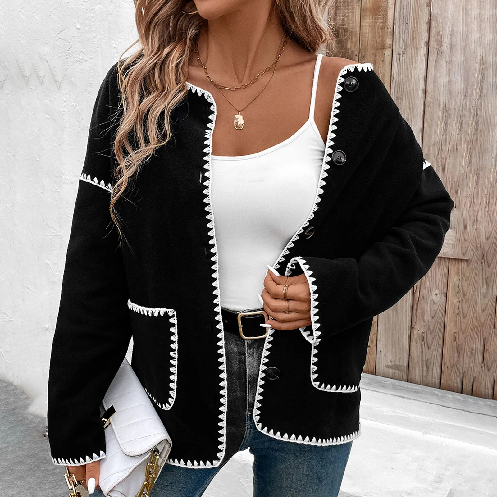 Women's Oversized Casual Streetwear Fleece Jacket Loose Contrast Trim Jackets Long Sleeve Button Down Jackets with Pockets