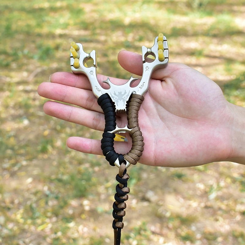 Alloy Three Card Leather Strap Hunting Slingshot Adult Outdoor Shooting Hunting Slingshot Shooting Beginner Toys