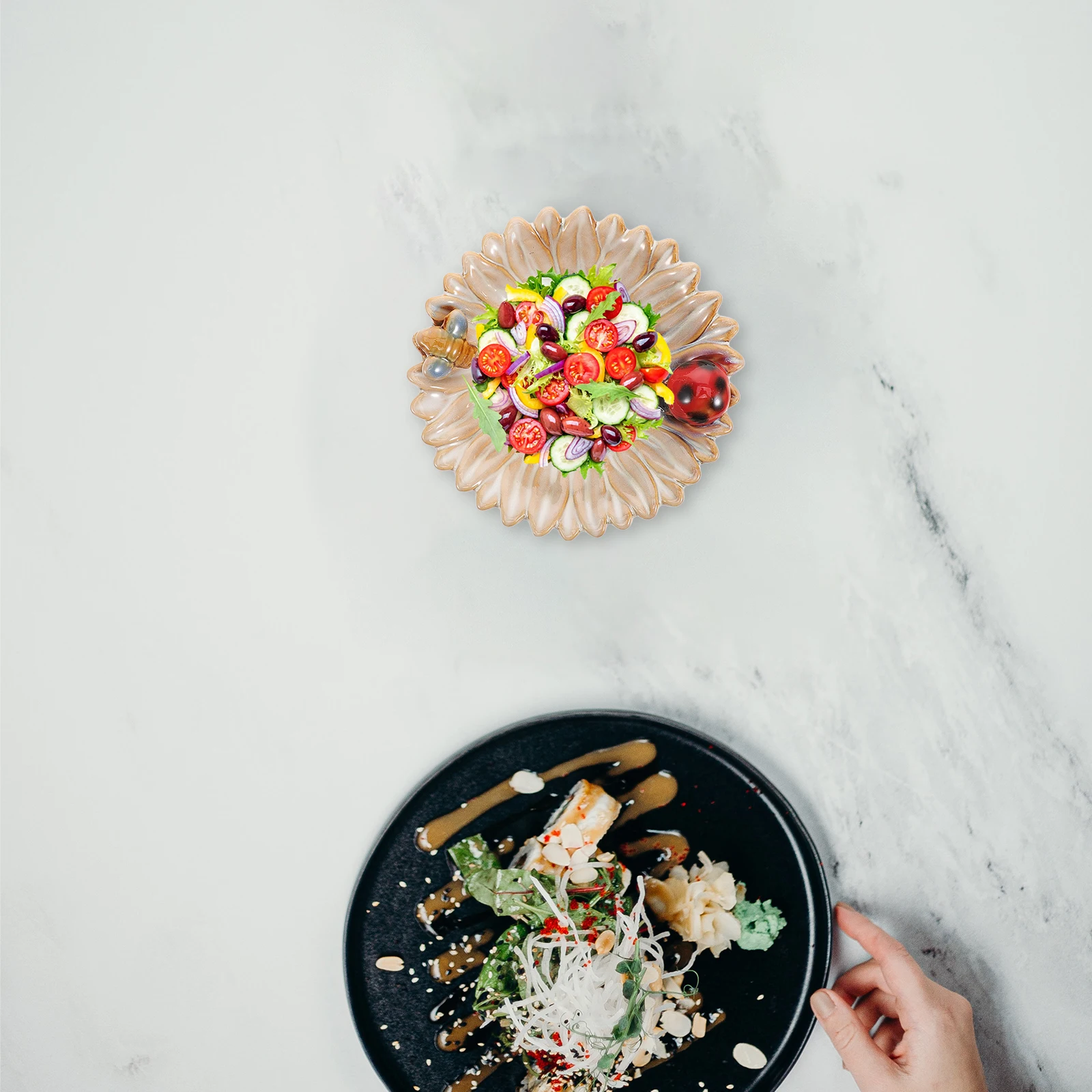 

Sunflower Shaped Ceramic Fruit Bowl Snack Plate Decorative Home Dining Tableware Serving Dish for Kitchen Salad Appetizer Soup