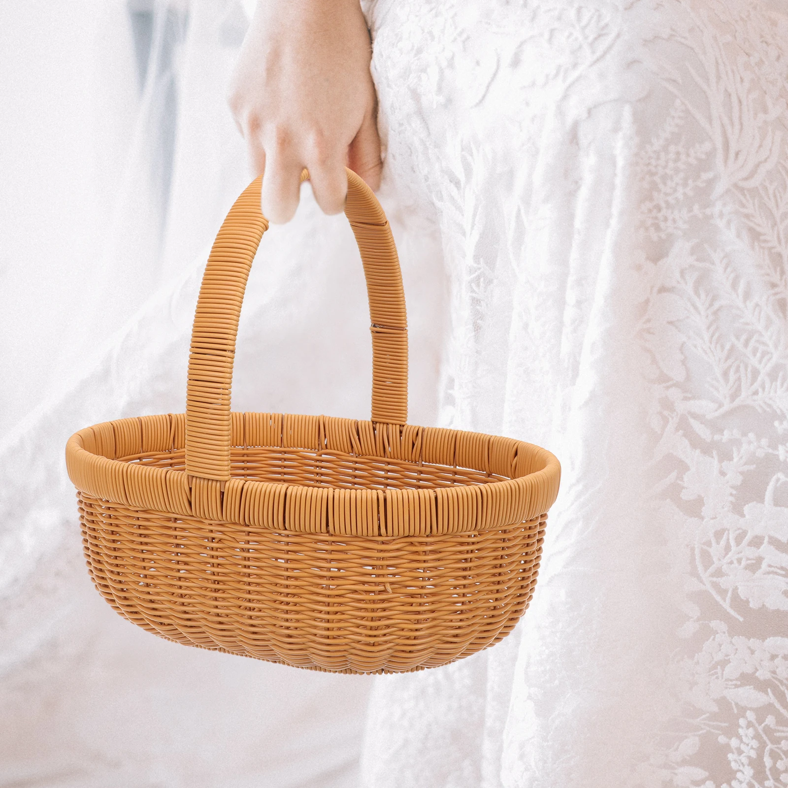 

Sturdy Imitation Rattan Snacks Basket Storage Fruit Vegetable Handheld Baskets for Picnic Camping Outdoor Festival Home