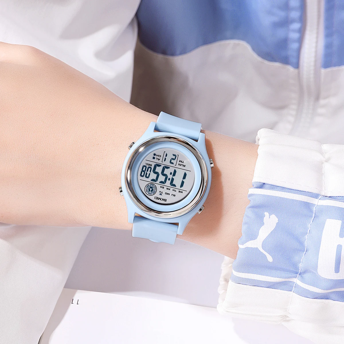 SKMEI Shockproof Stopwatch Electronics Watch Digital Watches For Men Women Students 50M Waterproof Fashion Back Light Wristwatch