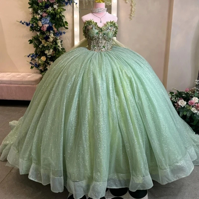 

Зеленое блестящее милое платье Quinceanera с бусинами аппликация кружева с накидкой Tull Sweet 15 Бальные платья на день рождения