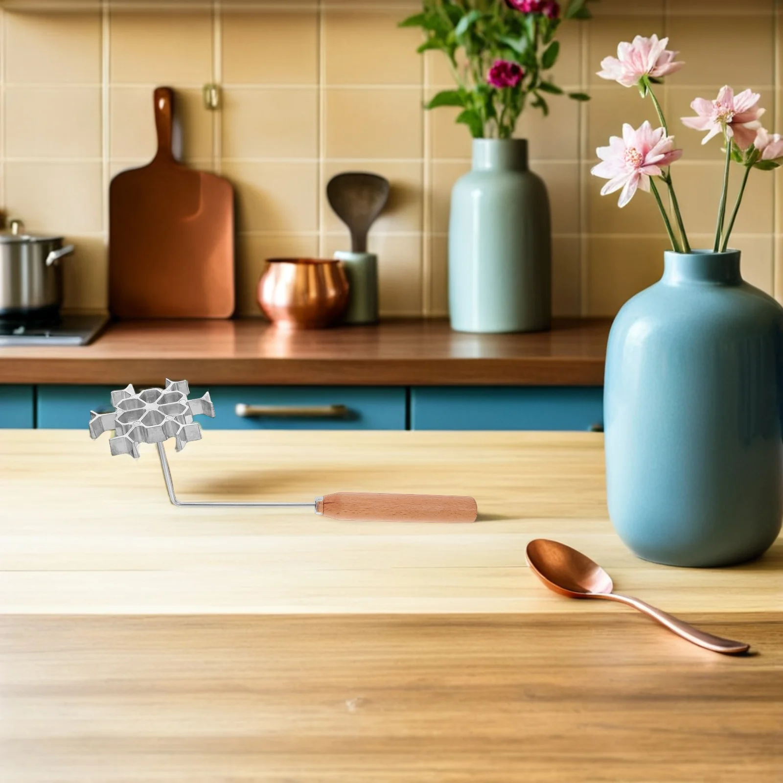 

3Pcs Rosette Maker Mold Set in Festive Shapes Bunuelos Cookie Mold for Homemade Waffle Snacks Frying Baking Enthusiasts Gift