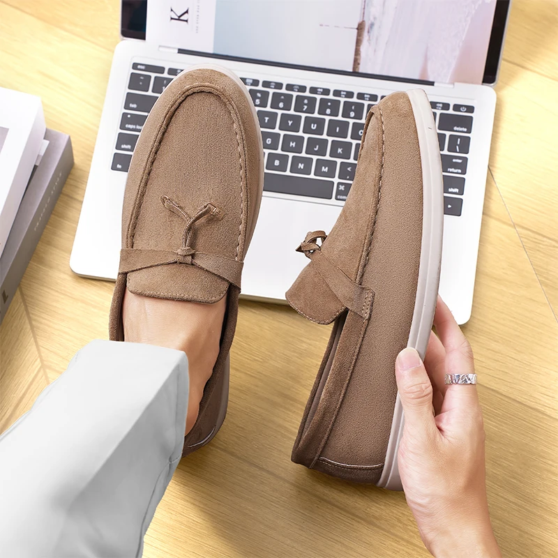 Casual Office ธุรกิจรองเท้าผ้าใบฤดูร้อนทํางานกลางแจ้งเดินกีฬา Luxury Designer แพลตฟอร์มเทนนิส Mens Loafers รองเท้า