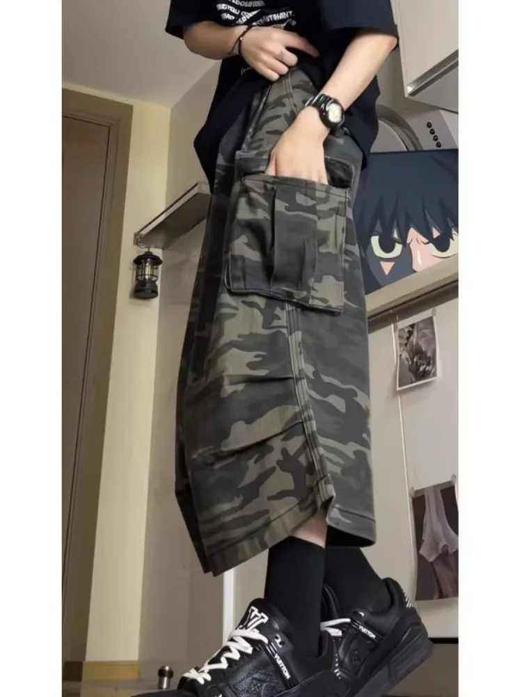 Japanese Retro Camouflage Workwear Shorts Men's Straight Wide Leg Pleated Cropped Cargo Pants Harajuku Functional Multi Pockets