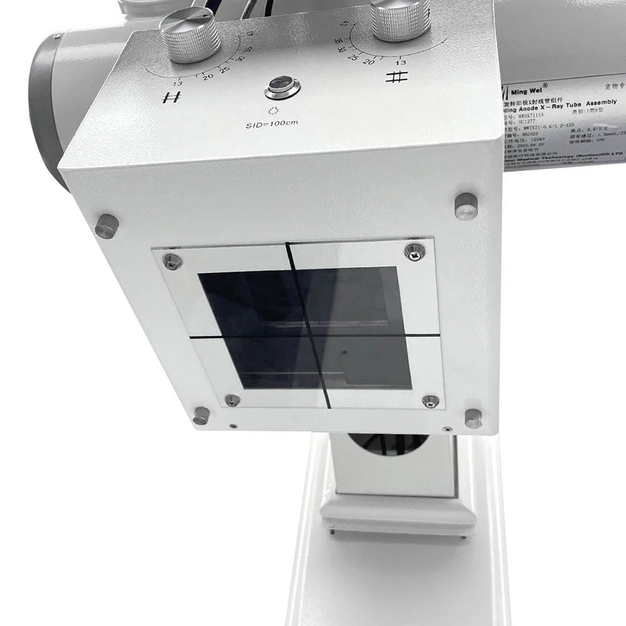 High-quality rotatable digital veterinary C-arm X-ray machine with flat plate detector, CE certified, Class II, 110V/220V