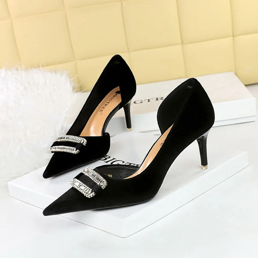 

Women's high-heeled shoes, thick suede, shallow mouth, pointed toe, side cutout, super high heel, rhinestone single shoes