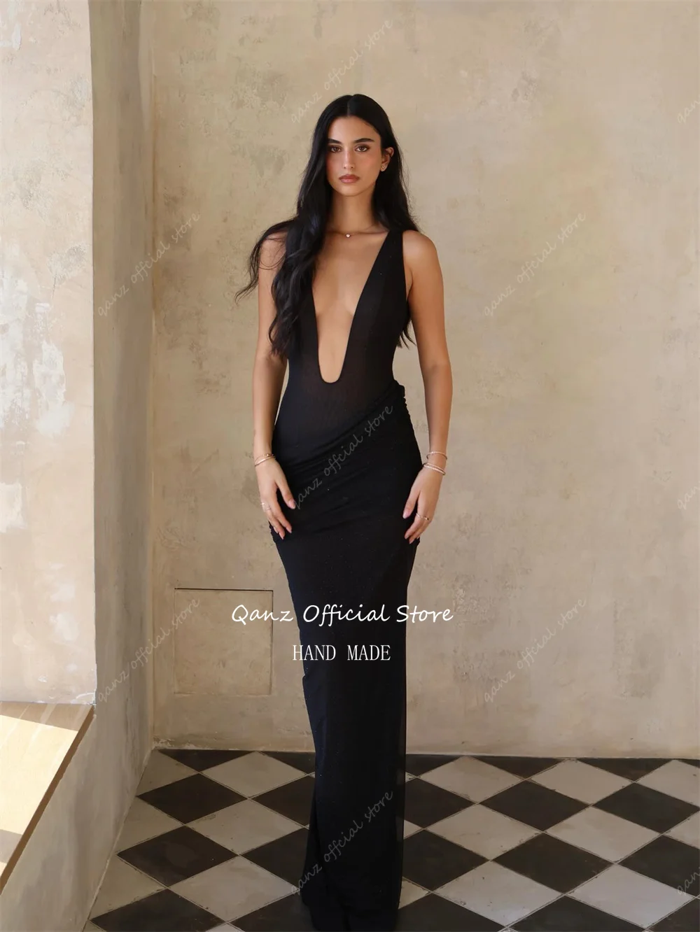 Qanz Schwarze Ballkleider mit tiefem V-Ausschnitt, Meerjungfrau, ärmellos, formelle Abendkleider, rückenfrei, Damen-Robe de Soirée, individuell gestaltet