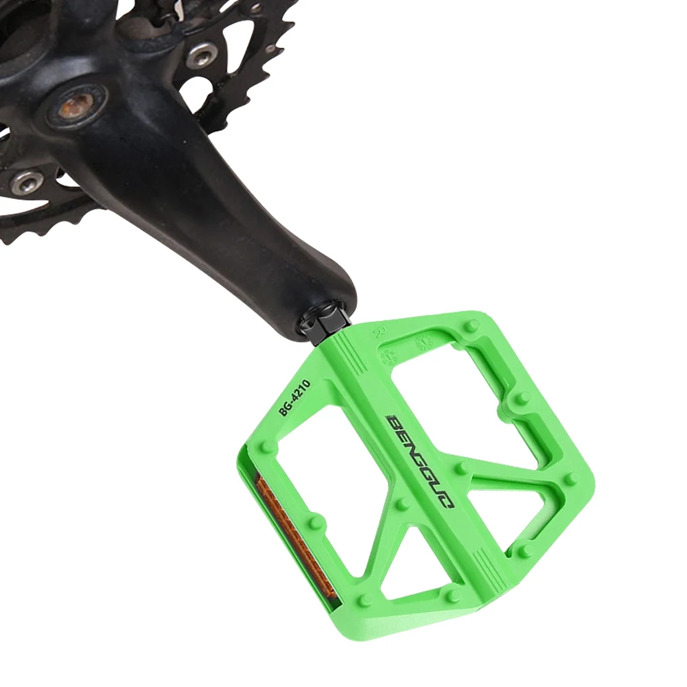 Ultraleichte Fahrradpedale mit doppeltem DU-Lager und Reflektor, flache Pedale für Mountainbikes, Fahrradplattformpedale für Nachtfahrten