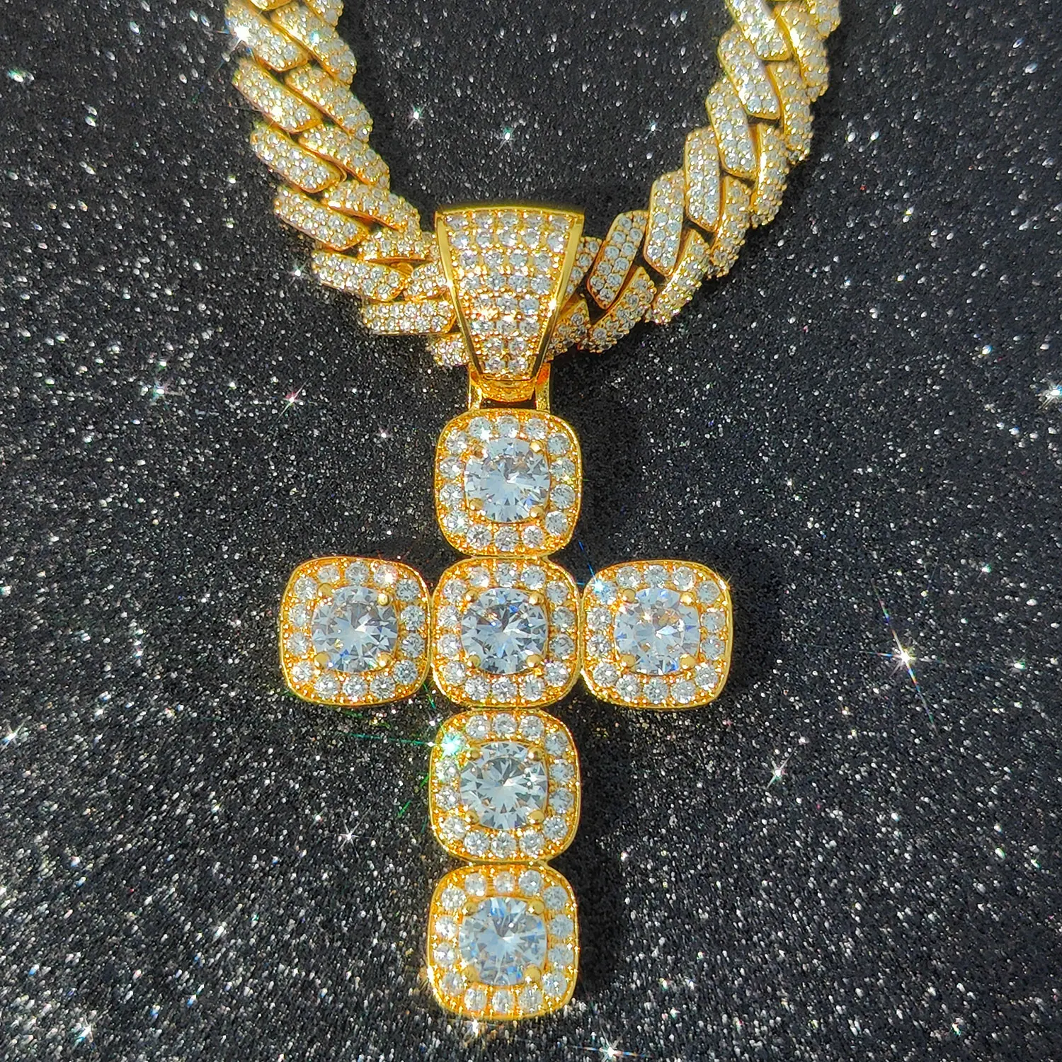 Iced Out Diamond Jesus Cross Necklace Cluster Tennis Chain Cross Pendant Religious Faith Hip-Hop Jewelry Gift for Men Women