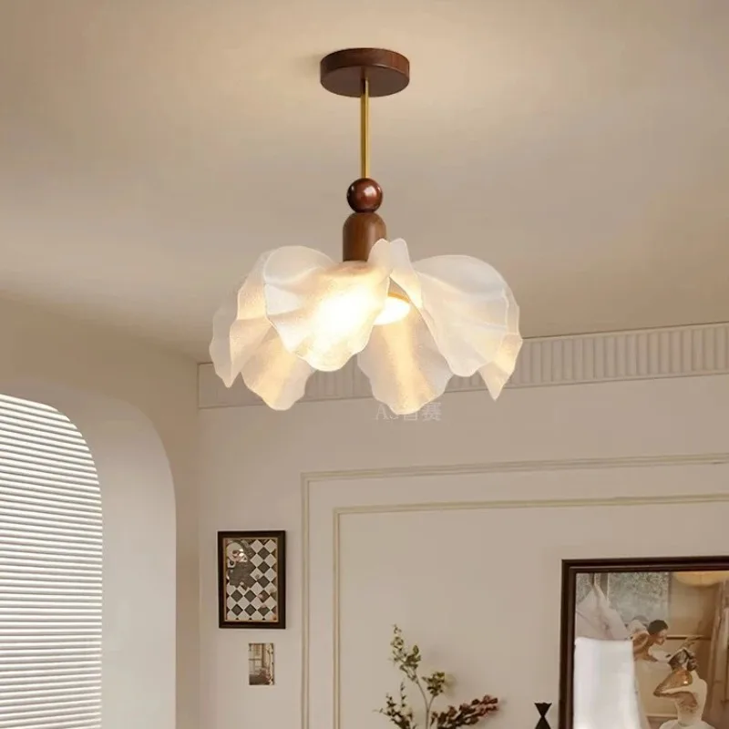 French Retro Flower Shape Pendant Lights Wooden LED Living Room Bedroom Dining Hall Kitchen Study Soft Atmosphere Hanging Lamps
