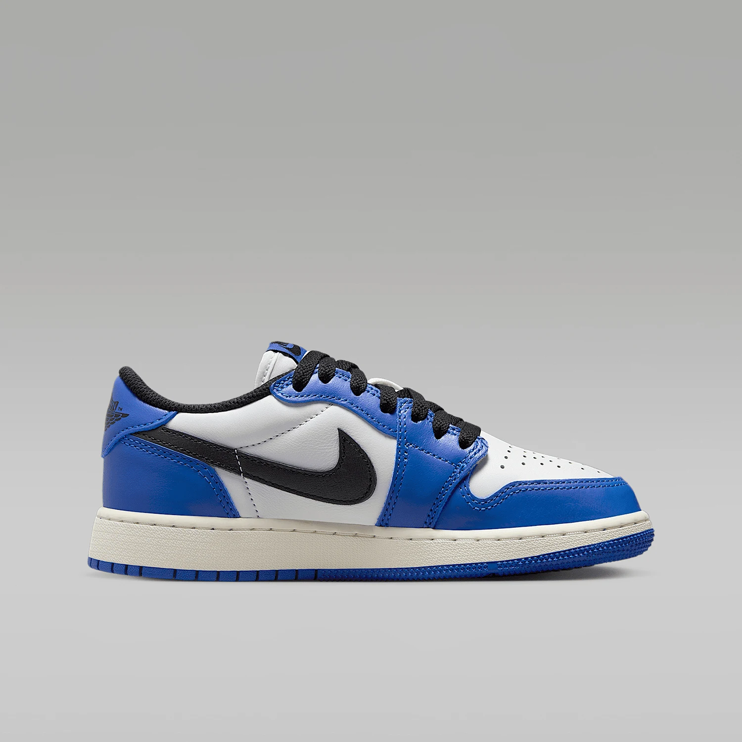 Sepatu Kasual Klasik Nike Authentic JORDAN GS untuk Anak Perempuan CZ0858-140