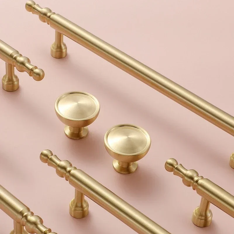 Massiver Messing-Schrankgriff im französischen Stil, luxuriöse goldene Küchentürgriffe, Schrank-, Schubladen- und Schuhschrankknöpfe, lange Griffe – Detail 15