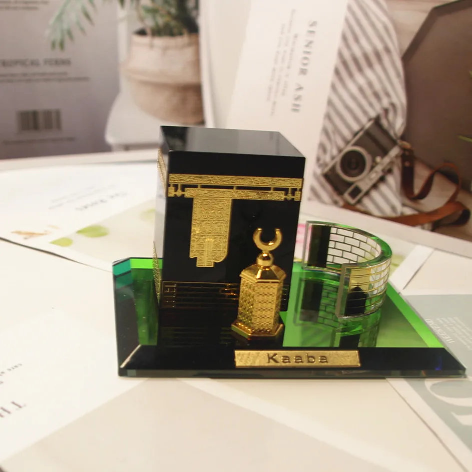 Three-piece rounded square crystal set featuring the Kaaba and Prophet's Mosque, home prayer decorative plaques