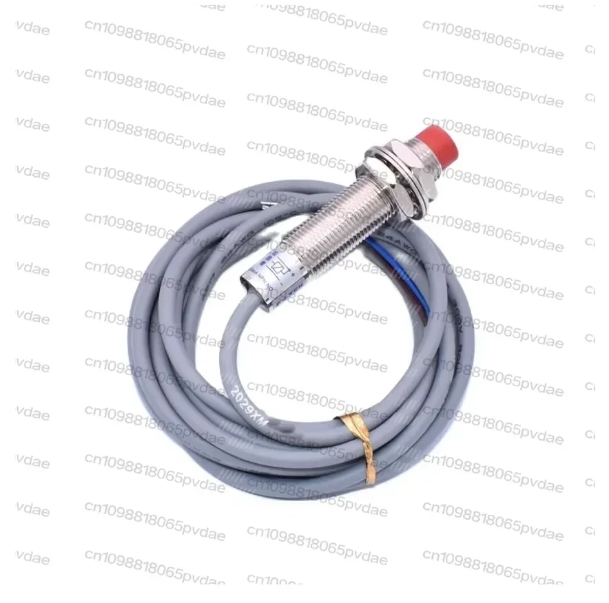 Proximity switch KM12-04N inductive sensor KM12-04P PM12-04NB PB new version