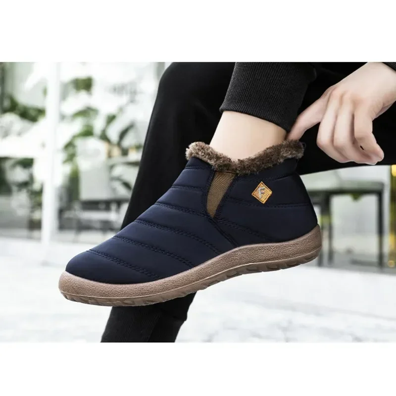 Step on cotton boots for men's winter new style with plush and thick high top snow boots, windproof and warm cotton shoes