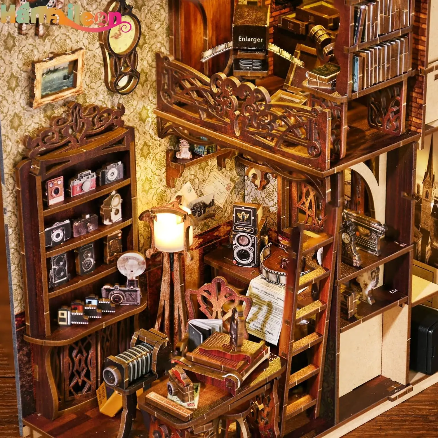 مجموعة زاوية كتب Hamaileon DIY، رف كتب لبيت الدمى، غرفة ألغاز خشبية ثلاثية الأبعاد مع ضوء LED للبالغين (غرفة مظلمة للفيلم)
