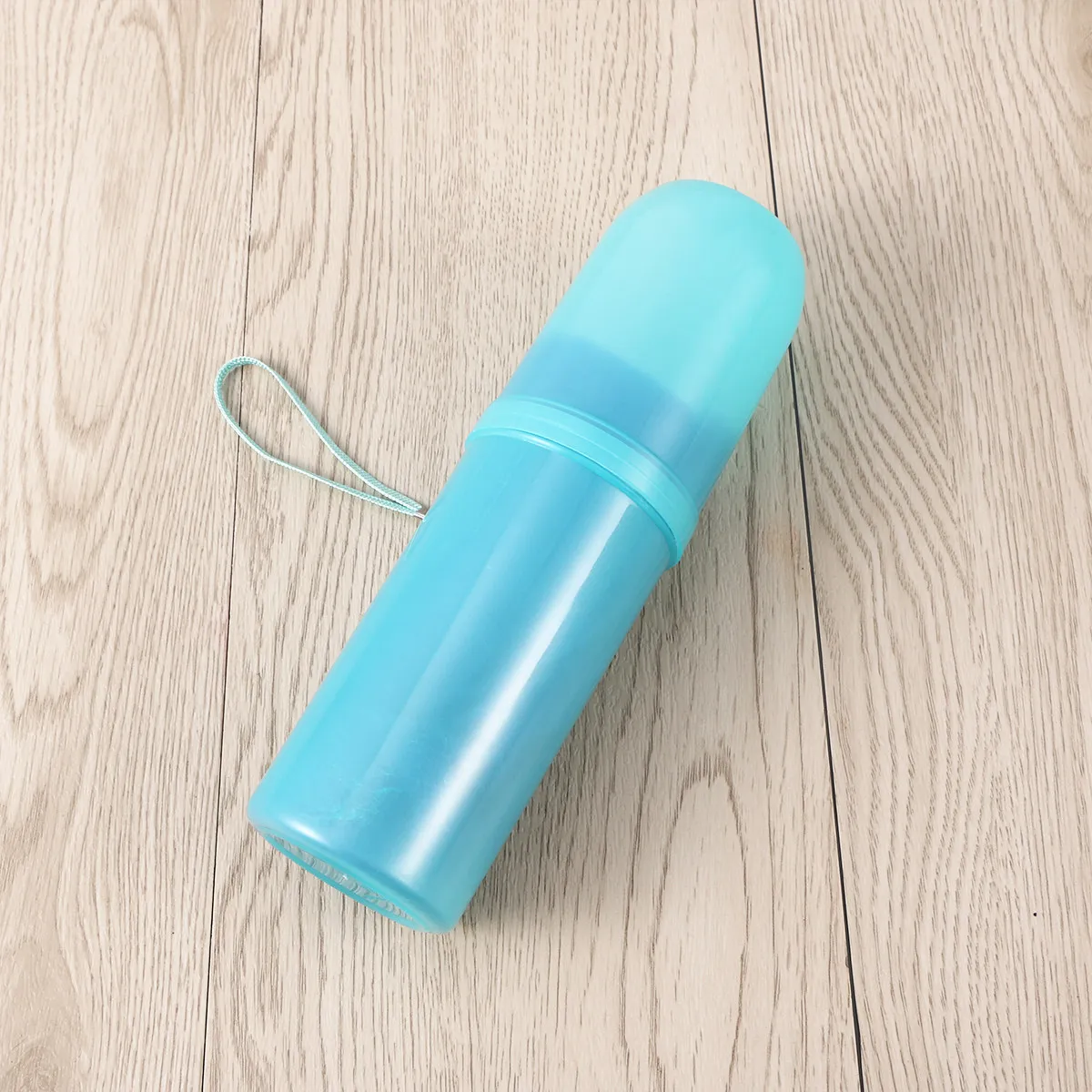 

Компактный дорожный футляр для зубной щетки Indigo: для кемпинга, походов, активного отдыха. Долговечная защита и решение для хранения.