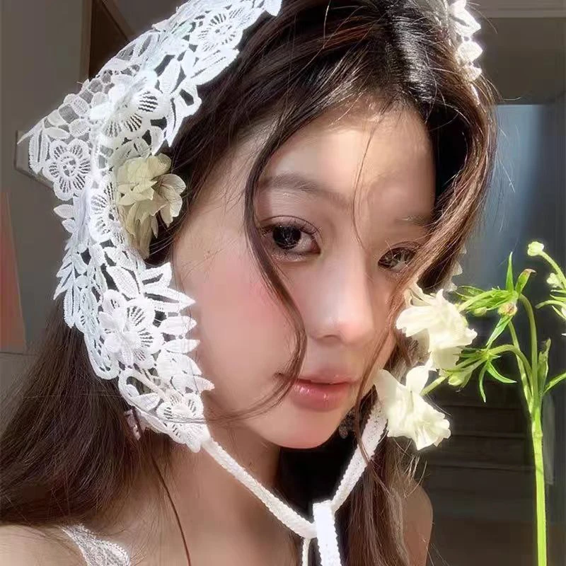 

Fashion Summer Thin Triangular Headscarf Hollow Out Beach Knitted Hair Scarf Girl Floral White Crochet Headband