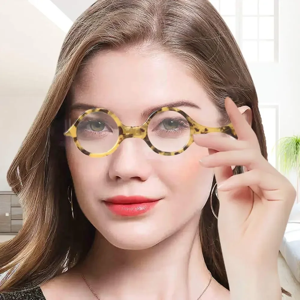 BEGREAT Foldable Hanging Neck Reading Glasses Women Men Round Pendant Necklace Presbyopic Hyperopia Eyeglasses +1.0 To +3.5