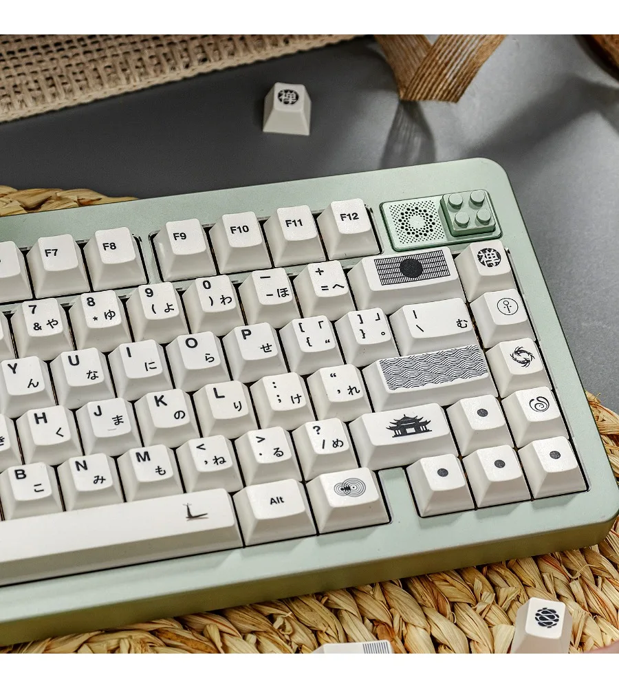 Zen mechanical keyboard keycaps minimalist white PBT sublimation magnetic axis customization original 65/75/108 etc