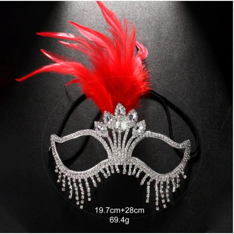 Maschera di piume per donna, maschera in maschera argento con strass e piume, copricapo scintillante per maschera da festa in costume di Mardi Gras