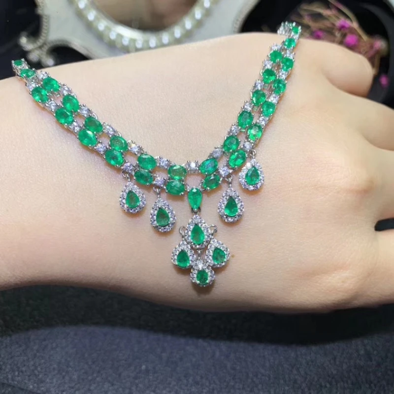 Natural Green Emerald Necklace Pendant S925 Silver Gem Necklace Luxury Large Tassel Drop Girl Jewelry luxury jewelry designers