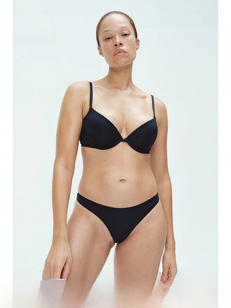 

H&M Summer Women's Strong Aggregation Fiber Bra 1229275 Fixed Strap Traditional Style Thick Cup No Insert Design for Young Women