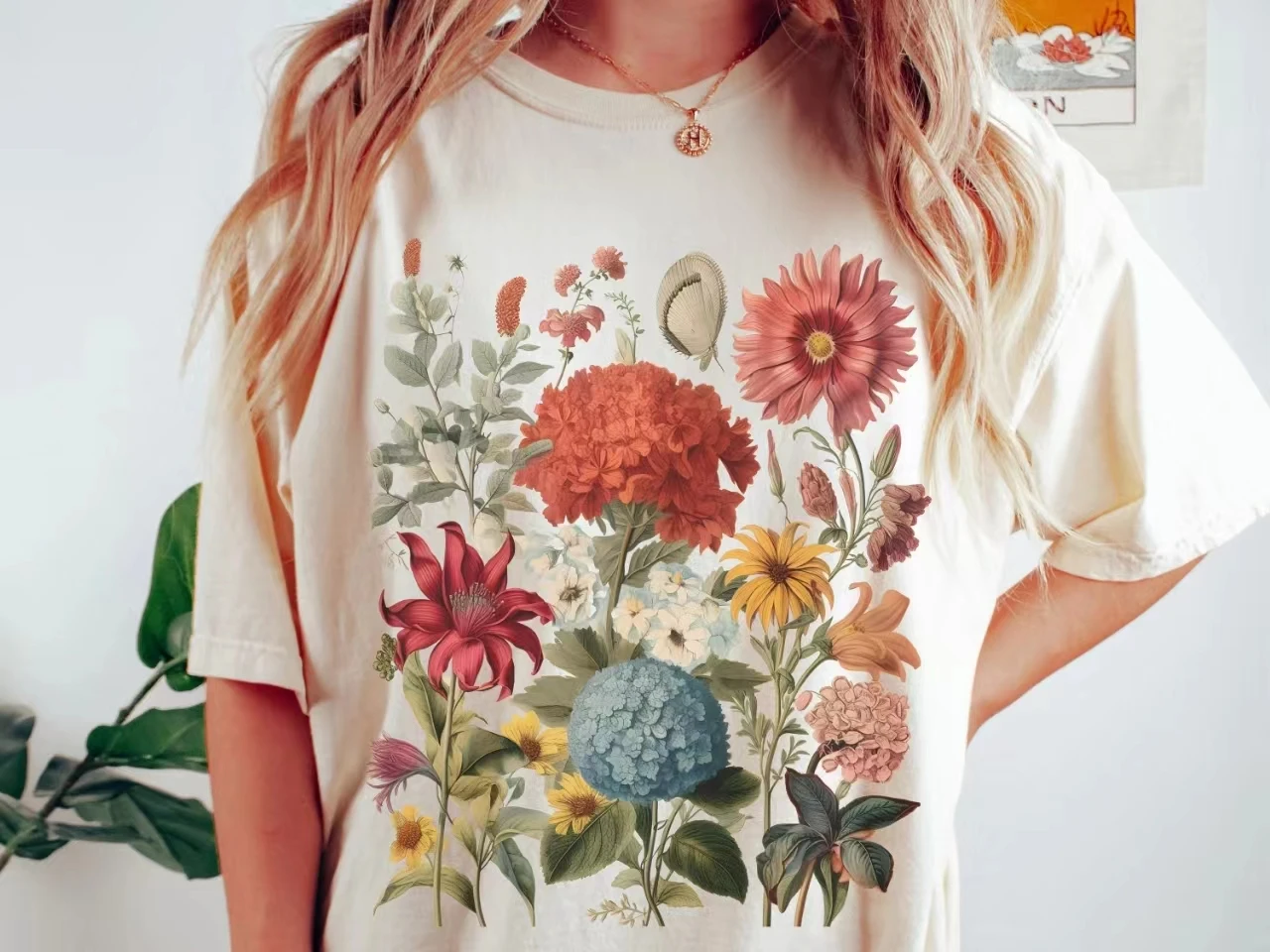 2024 New Hot Sale Fashion Mother's Day Female T-shirt Vintage Trend Fresh Flower Bouquet Print Female Shirt Popular Girl Tee