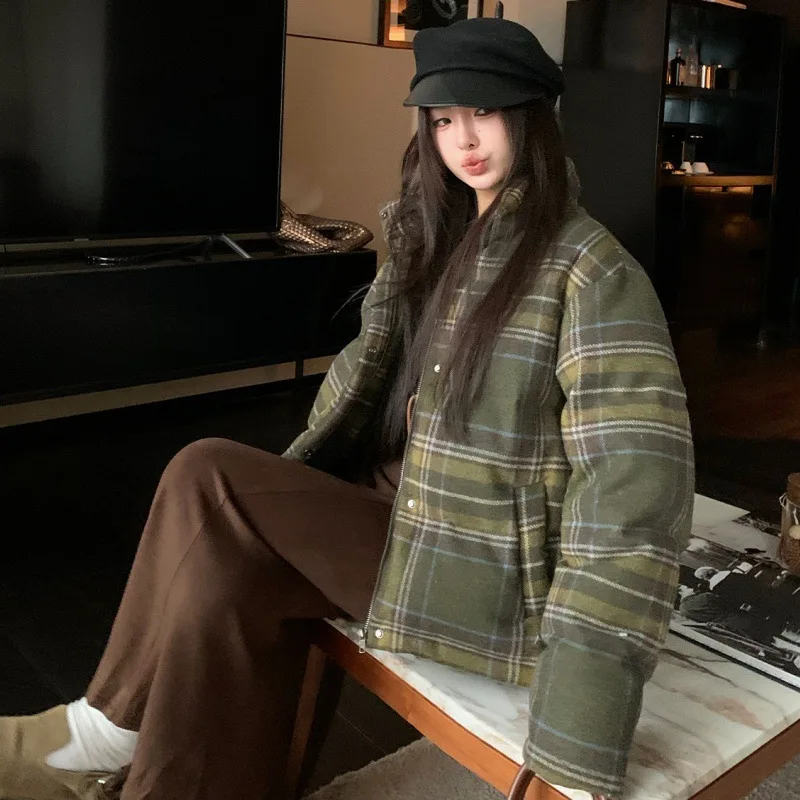 Jaket Wanita Musim Dingin Model Pendek Kerah Tegak Berbahan Fleece, Mantel Hangat, Atasan Tebal, Pakaian Katun Lembut nan Elegan