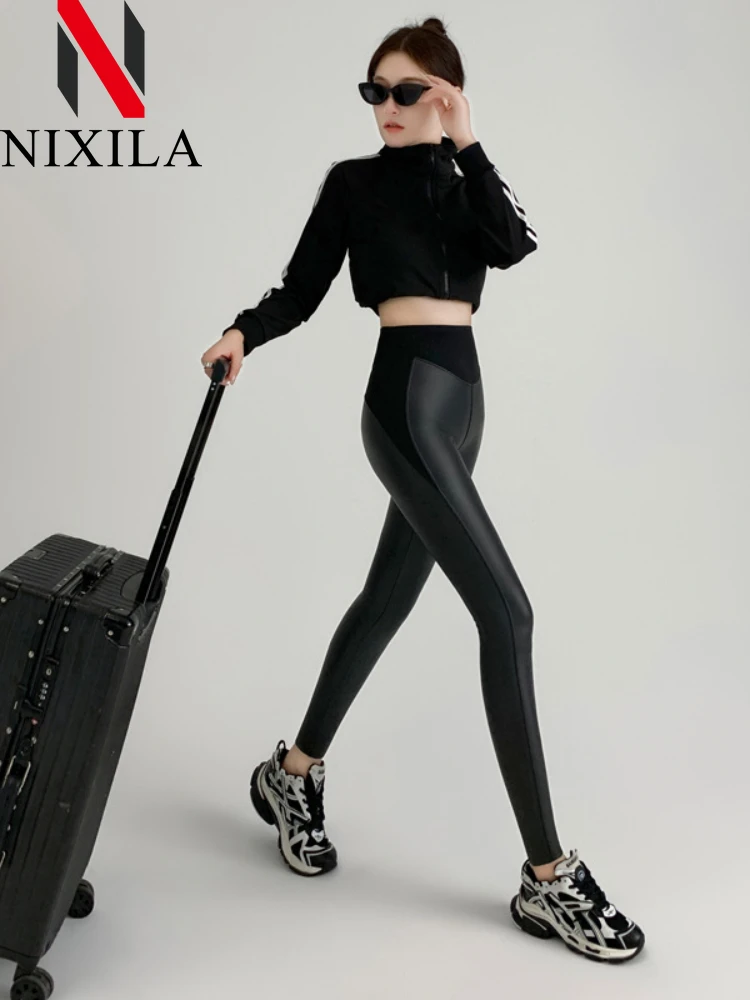 Nuevas mallas finas de cuero Pu de lana para invierno y otoño para mujer, pantalones de cintura alta, mallas sexis negras con realce, mallas elásticas para Fitness