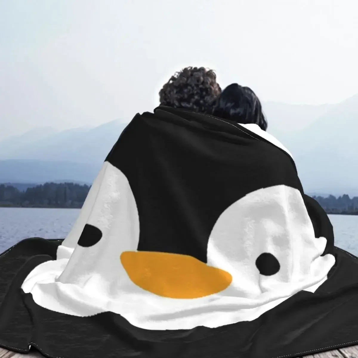 Cute Penguin Face Fuzzy Blanket Cartoon Animal Custom Throw Blankets for Home 150*125cm Rug Piece