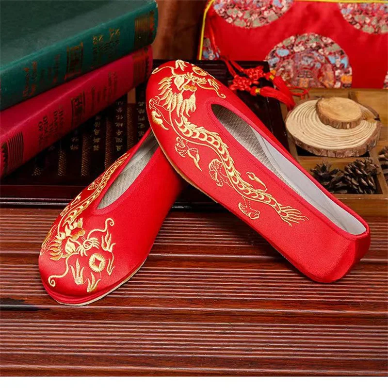 Classical Chinese Hanfu Embroidery Wedding Flat Shoes Bride Men Women Tang Dynasty Cotton Stage Dance Costume Ancient Red Party